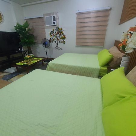 Staycation Ni Inday Trece Martires Buitenkant foto