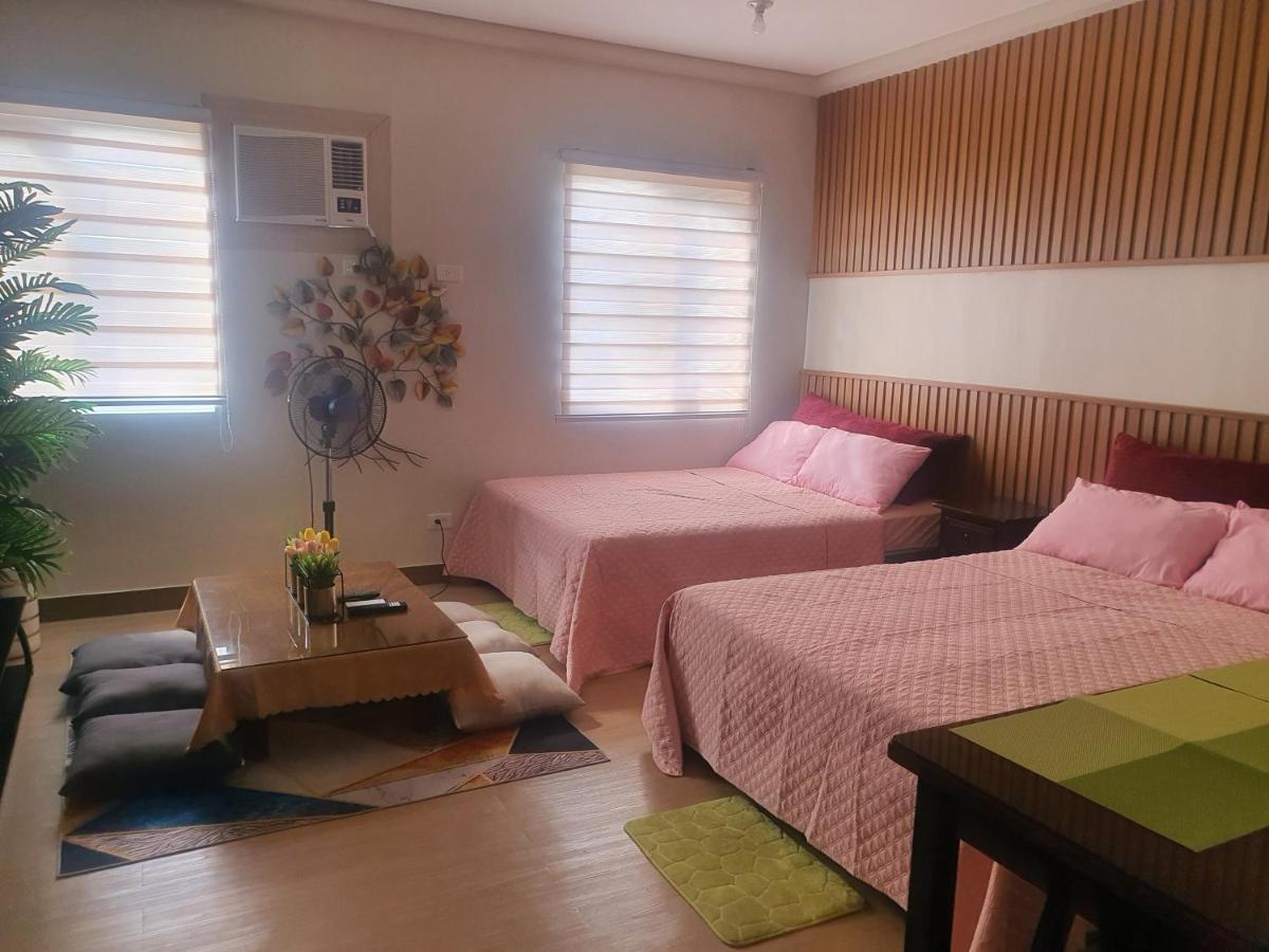 Staycation Ni Inday Trece Martires Buitenkant foto