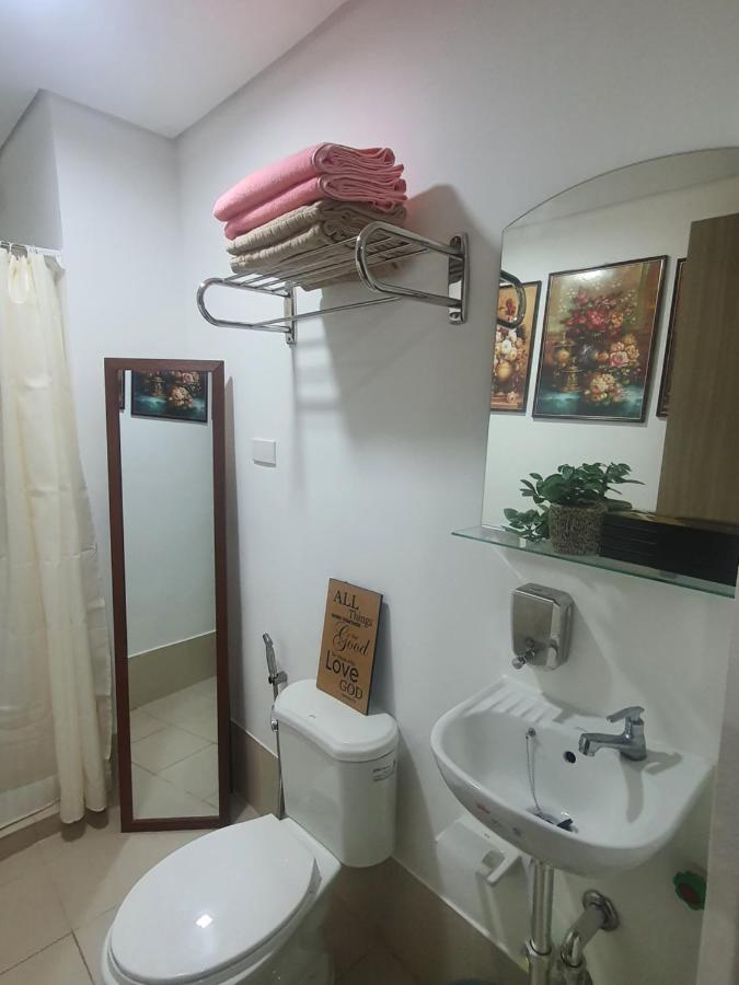 Staycation Ni Inday Trece Martires Buitenkant foto